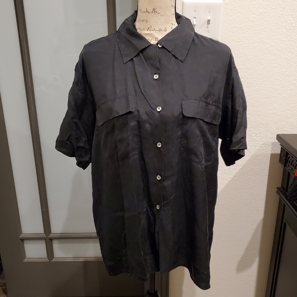 👛100% Silk Juniors Medium Short Sleeve Top